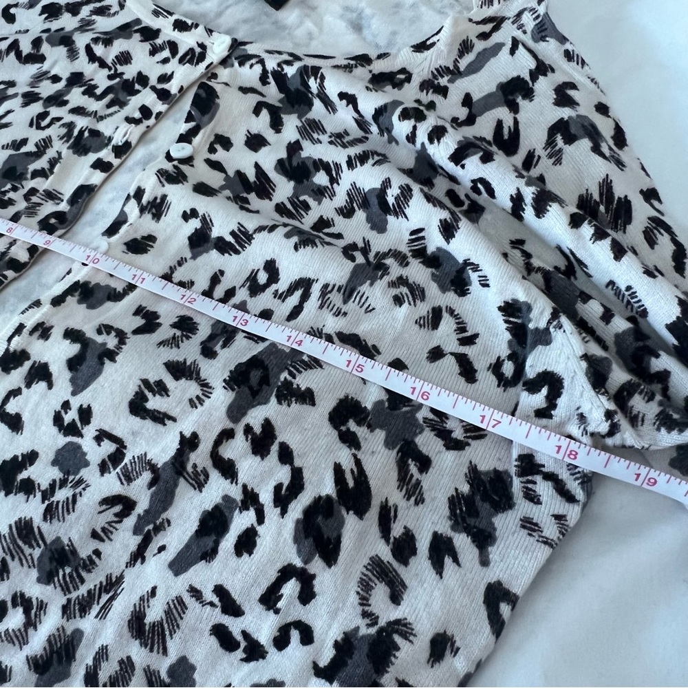 Leopard/cheetah cardigan - Picture 3 of 4